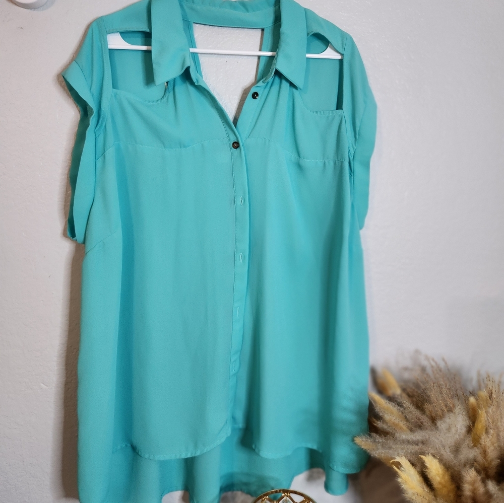 Plus size hi low blouse